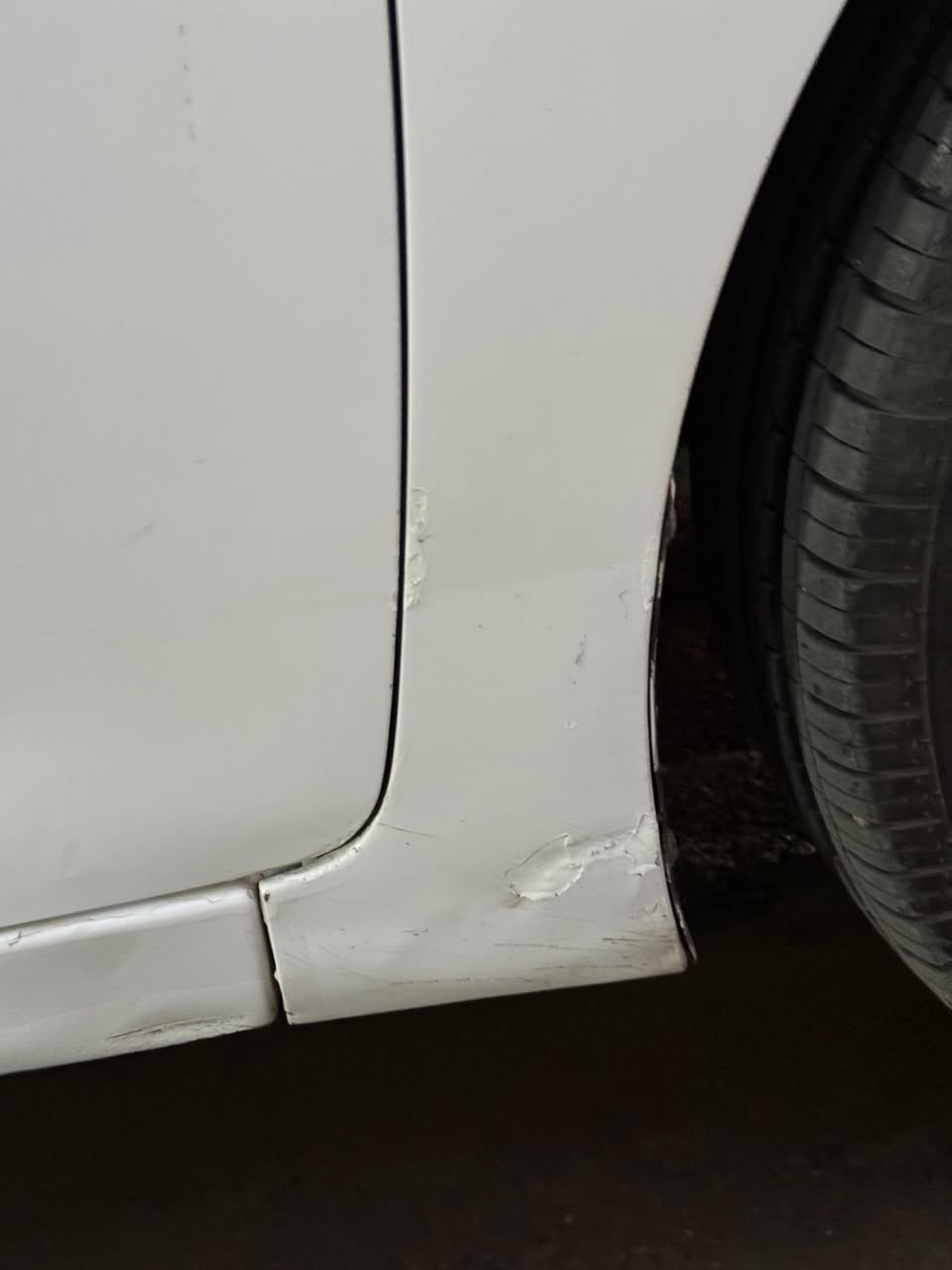 السلام عليكم
النترا موديل ٢٠١٥ خليجي ماشيه ١٩٠ الف محرك ١٦٠٠ 
 الضربات كلهن موضحات بالصور رقم كربلاء مكاني بغداد المحمودية السعر ١٢٥ بيها مجال بسيط
للتواصل 
***********
***********
موجود واتساب
