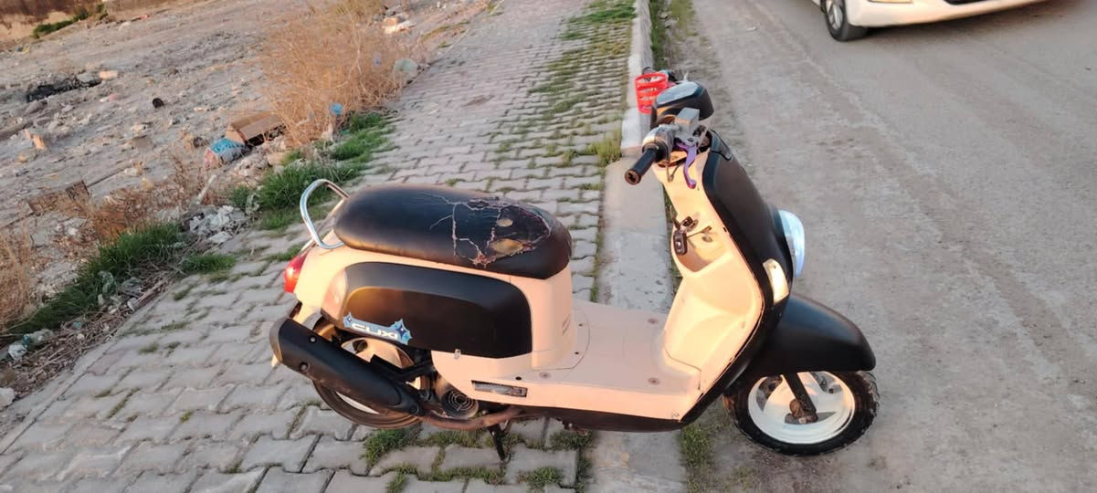 السلام عليكم دراجه ماكس بوليس لبيع كامله كهربايات كله شغال سلف هندر مكينه خرسه اشاير كلوبات كله شغال ماكو اي نقص تايرات جديده مكينه ما مفتوحه برغي بيها السعر 550 بيها مجال حك الجيه راسلني أو اتصل ***********
