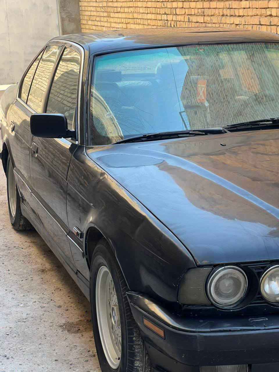 سلام عليكم عندي 525 مسكر سياره جاهزه بسمي سنويه ل27 رقم انكليزي سعره 50 وبيه مجال مكاني بلعماره *********** واتساب فقط
