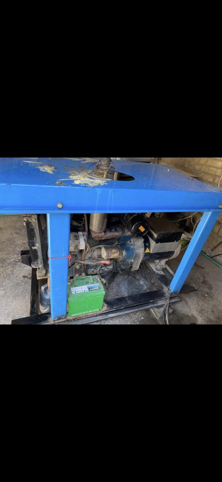 السعر 25 ورقه
نوع المحرك: كابوته ياباني 🇯🇵

القدره:15/5.كيفي  

60 امبير  تشغلك  ٥٠   أمبير مرتاح 

أنسى  شي  اسمه  حماوه يابان 💪

ضمانها   تشغلها  عندك ٢٤  ساعه شرط تنزل سركت وطني  جره وحده إذا  بيها  خلل ترجع 

سنكل فيز 220 

اقتصادي  حاله حال الهايبر 

المحرك:3بستم  حجم 1505

نوع الملف: استامفورد 

مع سستم بروتكشن كامل للحمايه

ونظام اوتو

بلادي عل وضع الشركة شرط الشغل

مكانها  بغداد 

هـ  ***********
