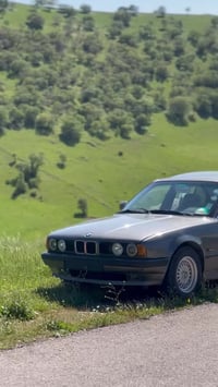 سەرەتا بەناوی خوا BMW520 گێڕ عادی  ئەوەلیاتی لەگەڵە بە علوج دەیفرۆشم م...