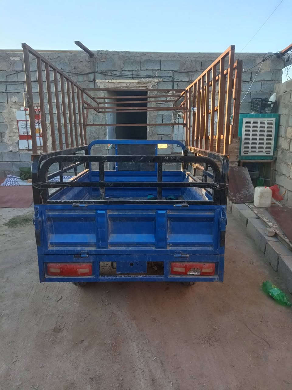 السلام عليكم ستوته شحن للبيع حجم كبير عدد البطاريات ١٠ مكان الفلوجة ***********
