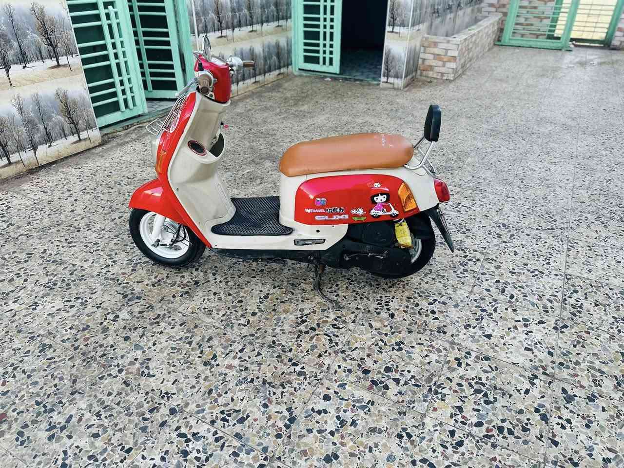 ماكس بوليسي دواخل كريمي مامفتوحه 49بلاد دراجه جديده كفراتها ختم واحد وي الحواضن و المكينه سعر 950 الاستفسار *********** أو متواجد وتساب مكاني بصره دور شرطه
