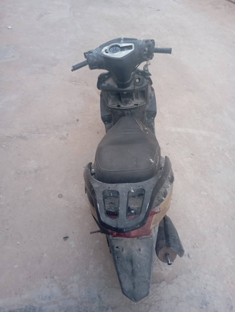 سلام عليكم سكنس للبيع متوازي عله بيعته بيه مكينه ماكس عدله السعر 100الف للشراي مكان  كربلاء قرب الچاير رقم الموبايل ***********اكو واتساب
