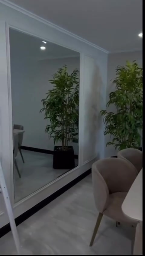 نقدا وبالتقسيط 
الكل يركّب جبس بورد… بس مو الكل يبقى وياك بعد التسليم.
إحنا نبيع خدمة متكاملة… مو متر جبس وبس.
نشتغل بعلم، نضمن الجودة، ونبقى وياك خطوة بخطوة.
لا تغامر بسعر رخيص وتندم بعدين… اختار الثقة، اختار حسين المفرجي للديكور
للاتصال: ***********
