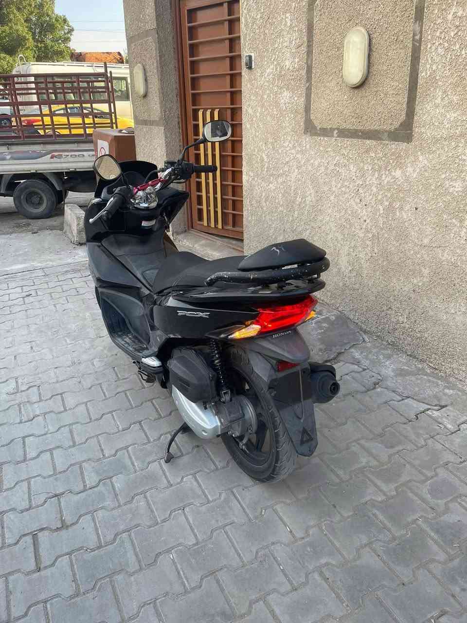 السلام عليكم بي سي اكس ياباني جي إف ١١ رقم دراجه مواصفات فول بعدها بحاله الوكاله صالنصتها رياضي  فقط تجوه مَوِ໑ وياها السعر ١٦ وبيها مجال شي قليل عنواني بغداد الجديده الرقم ***********
