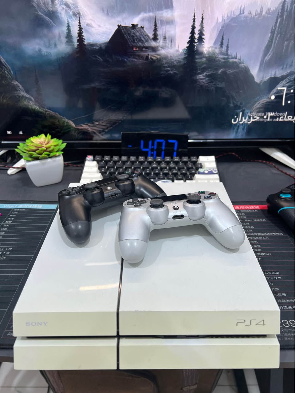 PlayStation 4 
بلي-4 نسخة (الباندل) اون لاين مو مهكر 

 سلم ممفتوح ولا مصلح بي اي شي مكفول كامل ملحقات ويا جويستك عدد اثنين 
واقراص 

1-Red Dead Redemption 2
2-Call of Duty: Black Ops III
3-eFootball PES 2020

قيم انطي سعرك شراي ادخل خاص 
او اتصل على الرقم 
*********** ديوانية, القادسية
