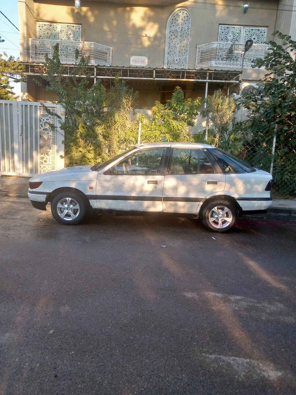 السلام عليكم
مسوبيشي لانسر مديل 90 
مكينه بيهة تبخير كير جديد 
تخم تايرات جديد 
صدر امامي خلفي نضيف 
مشروع وطني تحويل مباشر رقمهة نجف 
السعر 19 ورقه 
مكاني بغداد 
***********
