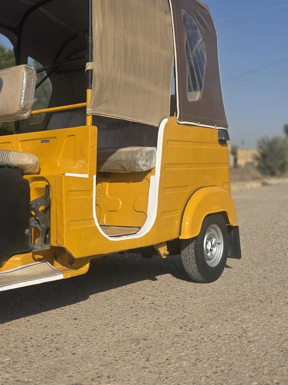 اسلام عليكم تكتك عشرين رقم وسنويه حلوه ونضيفه ما عوزه شي التصال *********** مكلف بنشر
