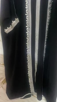 قفطان اسود • قياس 50 • ما انلبس