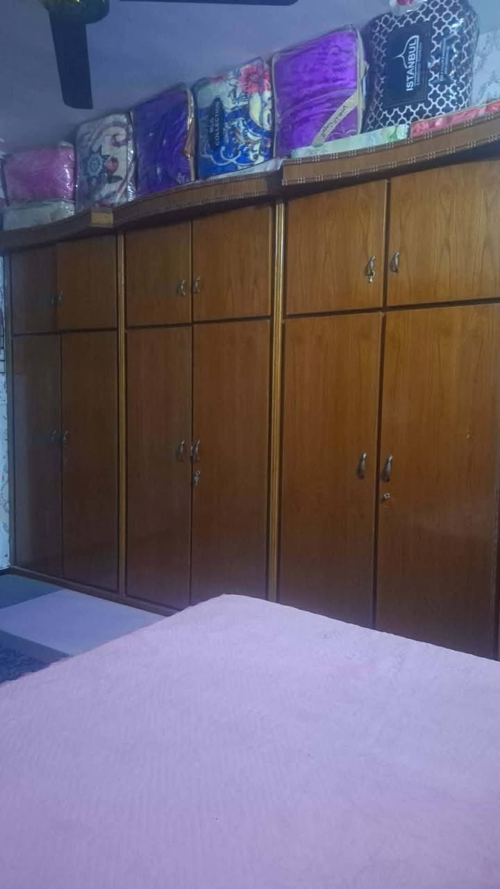 للبيع غرفه نوم  سوكي خشبتها سعر ٧٠٠
وبيه مجال ع خاص 
*********** للاستفسار 
العنوان الفلوجة حي جبيل قرب جامع محمد بن سيرين
