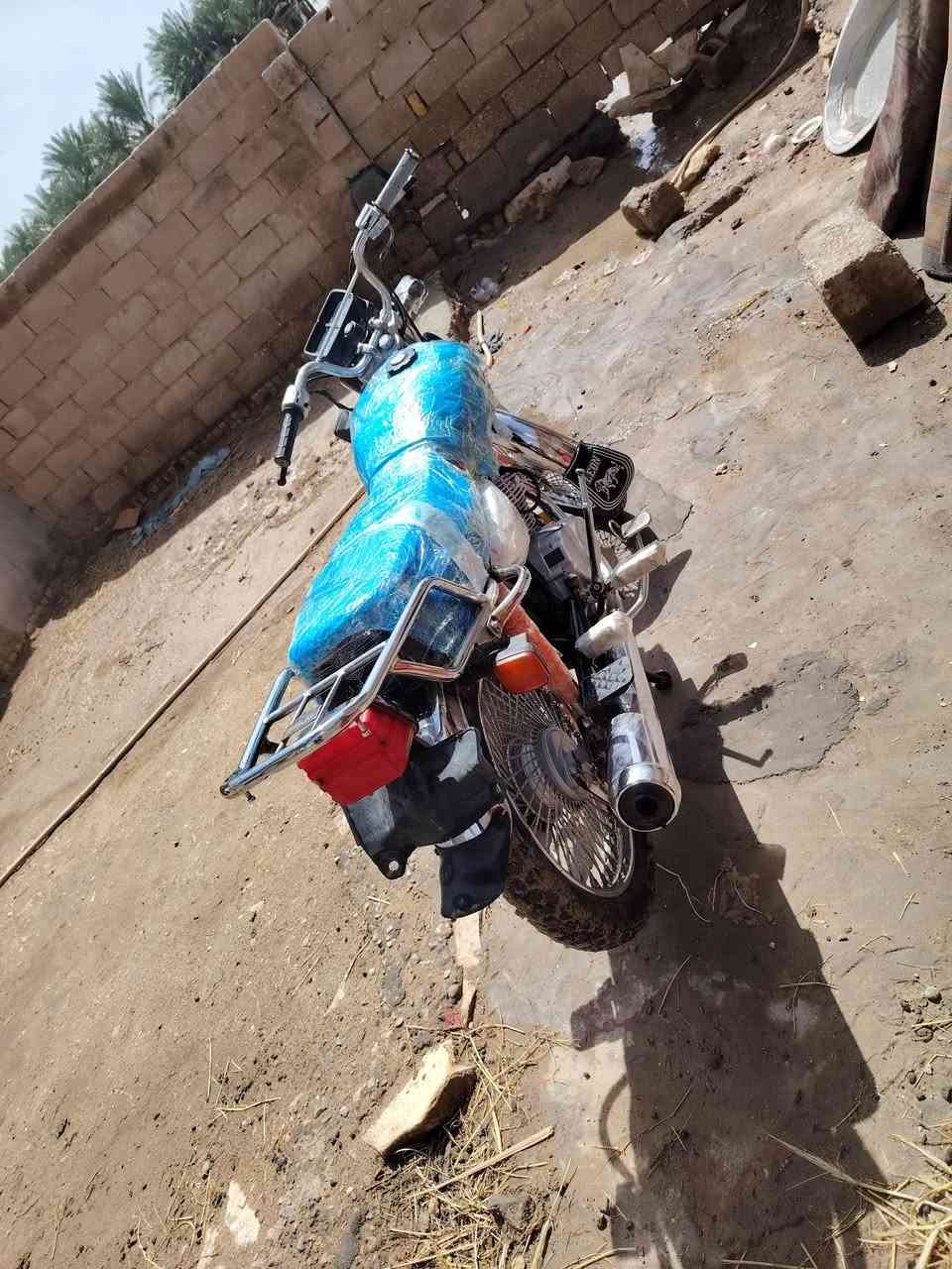 السلام عليكم 🫡 
دراجه للبيع تايكر مديل 2021 ختم سونك أوراق سكنر
دراجه حلوه نضيفه شوفت عينكم بيها نقوصات بسيطه ضعف بل كهرباء و تفيلز مكينه عداد تواير كلها جاهزه 👇 دراجه نضيفه
سعر 600 مكان سماوه ناحية الكرامه : ملاحظه مكلاف بل نشر وحياكم الله 🫡


**إذا كنت صاحب هذا الإعلان وتريد حذفه لأي سبب، رجاءا أرسل رسالة إلى الدعم الفني**