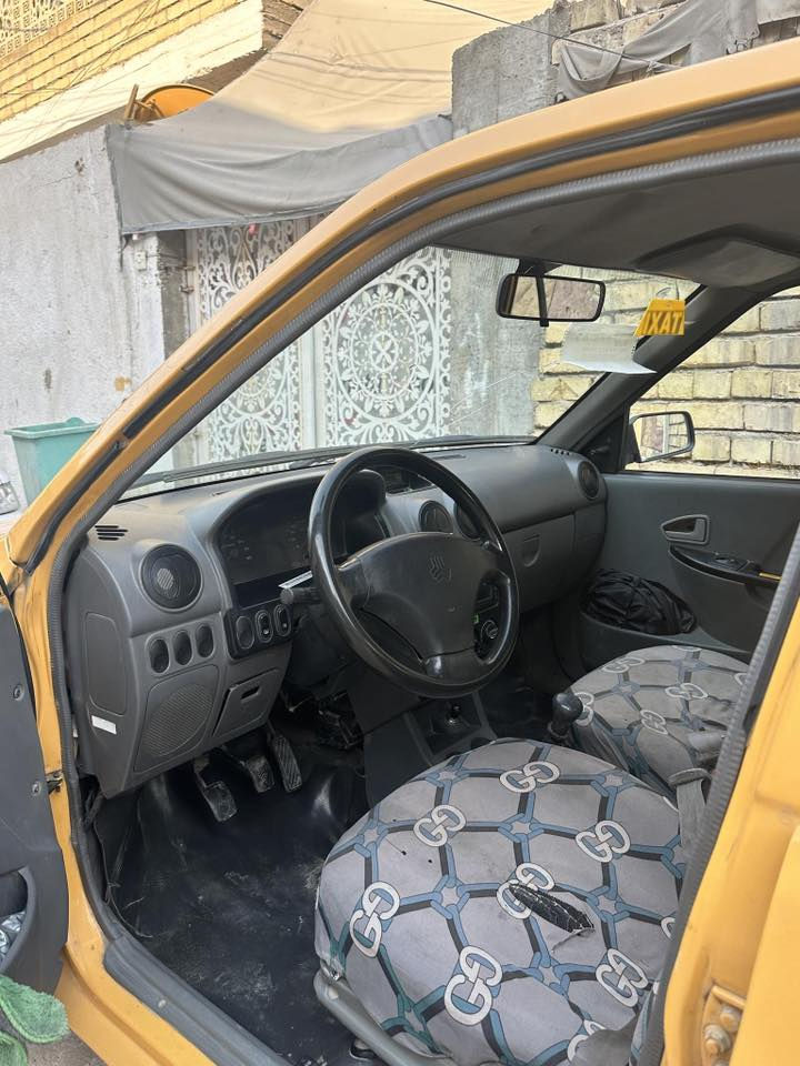 سلام عليكم سايبا ١٥ بسمي نضيفه شواصي معمرات كير محرك مكفولات نقصها تبريد غاز رقم الجديد سنويه لل ٢٩ تخم تاير جديد سعرها ٣٣ مكاني بغداد مدينه الصدر رقم *********** شراي اتصل مو شراي لتعبني
