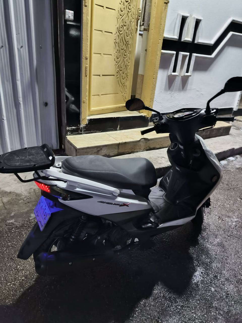 سكنس لد ياباني قبق نفخ ستاند كهربائي السعر علة خاص العنوان بغداد شارع حيفا***********
