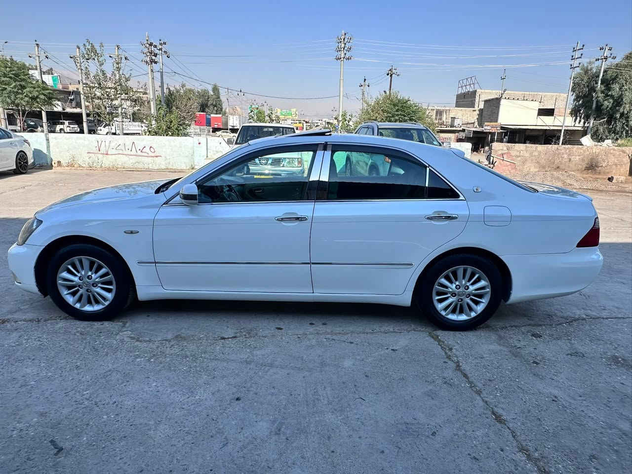 شاهینە ڕۆیاڵ ٢٠٠٦ مووس ١٨٢ سڵاید
ئاوێنە ئیشارەت 

سکان حەیزەران 

دوکوشن کارەبا 

سکان کارەبا

ساردو گەرم مەزبوت

گێڕو مەکینە بەشەرت 

بێ دوکەڵ 

ناوزەرد 

کۆدی بۆ کراوە 

٦٧وەرەقەو مەجال

سەیدسادق 

***********
