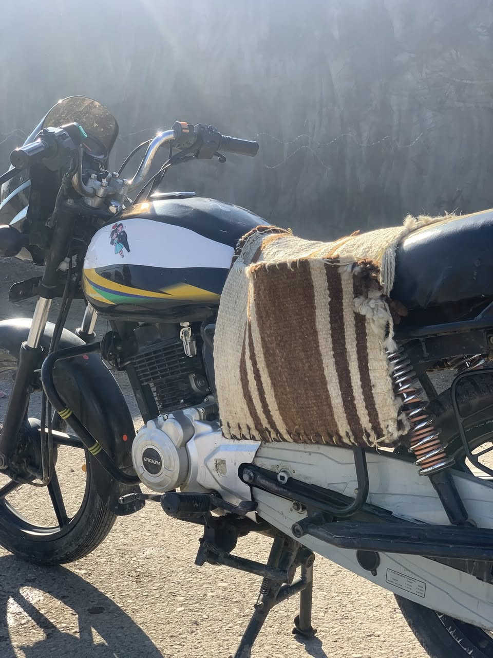 يا الله السلام عليكم متاح بوكسر موديل ٢٠٢٠ دراجه خير من الله نقصها بس سلف مكاني كنعان شراي بيك خير ودلل ‭٠٧٨٤ ٤٦١ ٦٩٦٥‬ سعرها ٧٥٠ وبيها مجال
