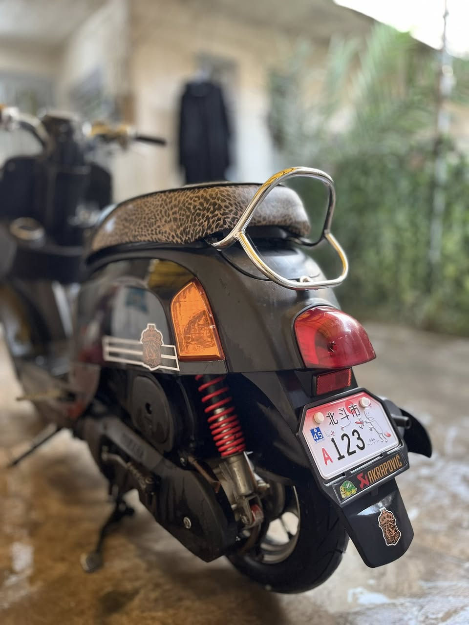✨ للـبـيـع: يـامـاهـا فـوكس (Yamaha CUXI) أصـلـيـة ✨
▪️ الـحـالـة: الدراجة مقفولة من كلشي (مكينة ولغد وكهربائيات)، جاهزة من التشغيل وبحالة بلادها.
▪️ الـنـظـافـة: أخت الزيرو، أي شخط ما بيها، ومبينة نظافتها بالصور (مغسولة وكاملة).
▪️ الـعـداد (الـمـمـشـى): 22 ألف كم فقط (ممشى حقيقي وقليل).
▪️ الـسـعـر: 850 ألف دينار عراقي 💰 [ قـفـل ].
▪️ الـمـكـان: النجف الأشرف 📍.
📞 للتواصل والاستفسار (اتصال أو واتساب):
📲 ***********
