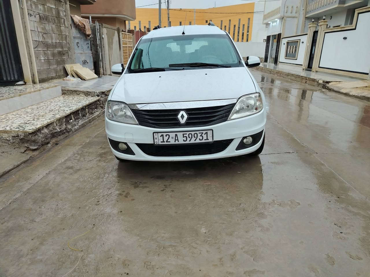 السلام عليكم سيارة رينو لوكان 2012 تحويل مباشر السعر 75$ قفل للاستفسار الاتصال على الرقم ***********
بيها كابون بانزين جاهز
