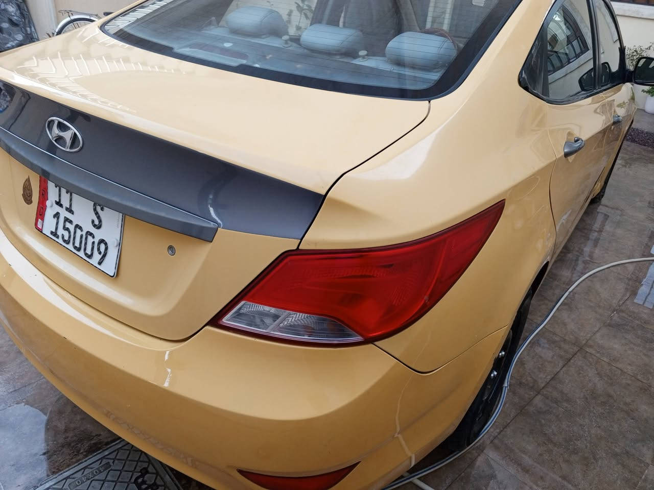 اكسنت موديل 2015 امريكي  اب اسمي رقم بغداد جديد  هيئه وغرمات صفر  هزه جديد  سياره بدون اي ضرار كو  د واحد  السياره اول صبغه يعني بدون معجون تقريبا او ت كير محرك وطخم وتخم تأير وتبريد شرط يعني السياره جاهزه  كير 6 نمر AT محرك جي دي اي بدون دونز شرط  سعر السياره 78 بيه مجال شي قليل مكان السياره الموصل ***********  .***********  سياره وضع شركه
