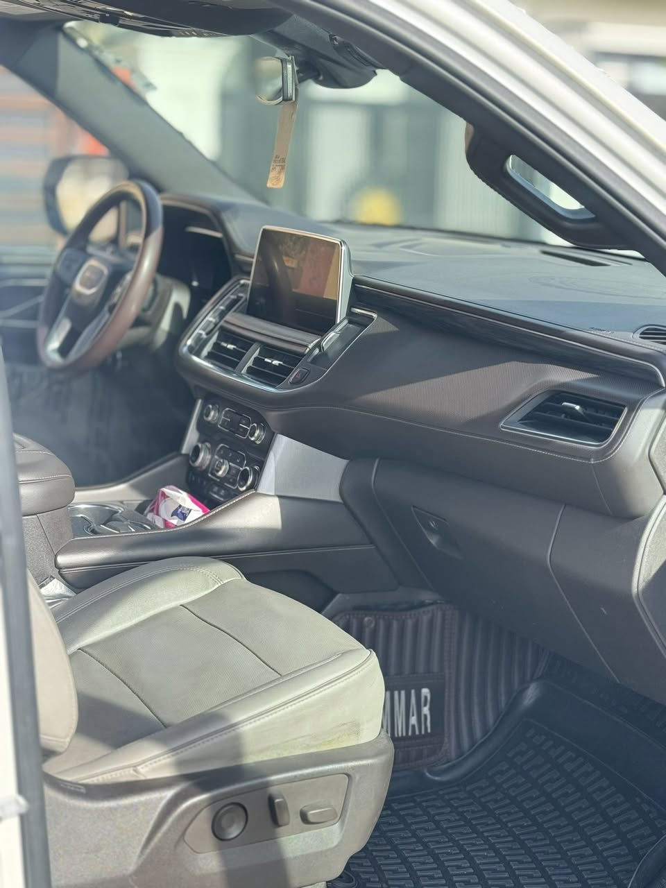 السلام عليكم
🔹GMC وارد امريكي 
🔹موديل 2022
🔹لون ابيض صدفي
🔹كشن سياحي ملكلي
🔹سياره كامله مكمله
🔹سياره بيها جوه رقم خلفي بارد 
🤌🏻جاملغ خلفي يم بكلايت بارد 
🤌🏻جاملغ امامي جهت سكن ع كد شبر صبغ 
مكان اربيل او بغداد
☎️‭0770 160 2327‬
🚦💸💵   50الف يعني 5شدات قابل تفاوض
مع جزيل الشكر
