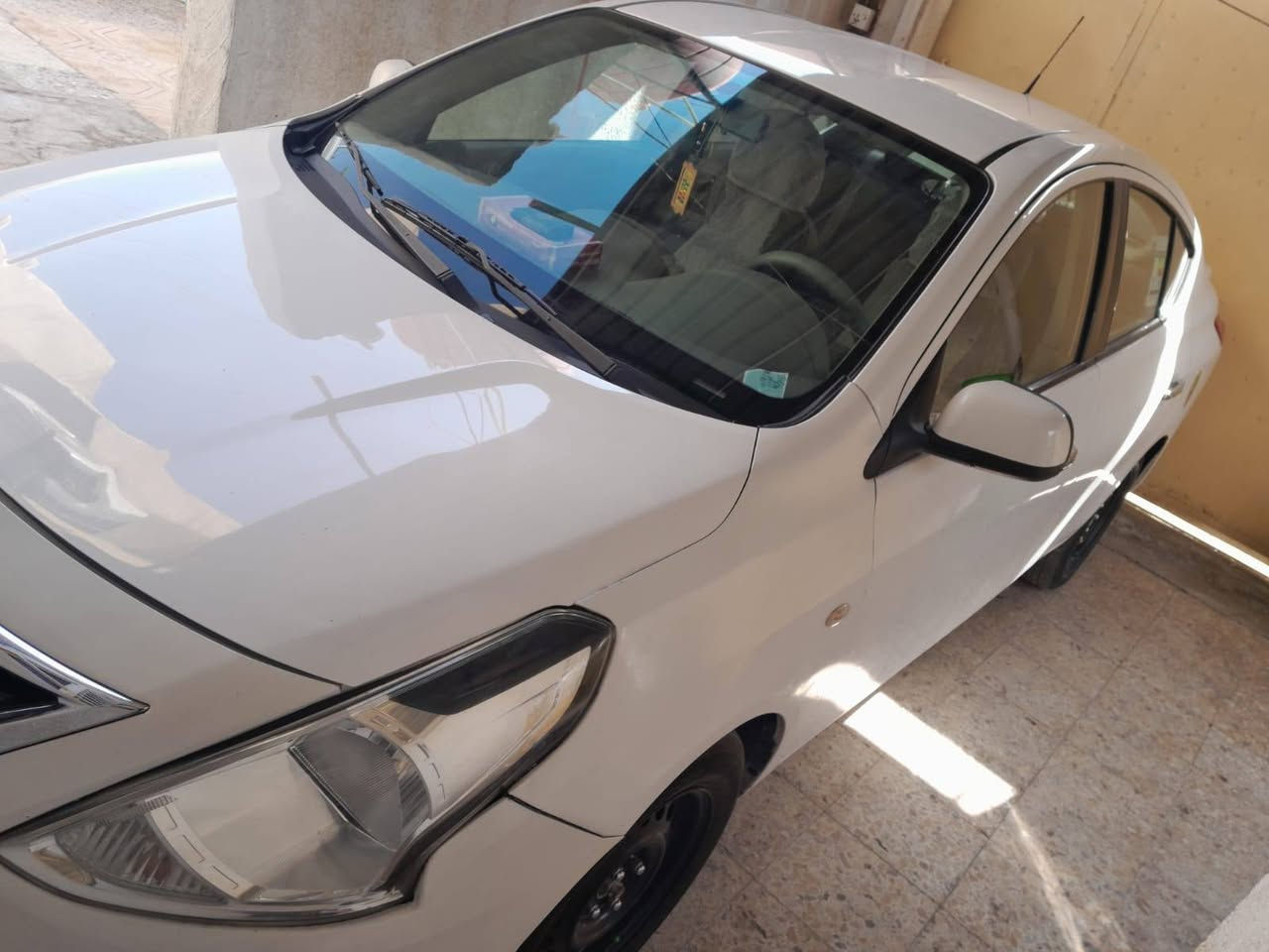 سلام عليكم نيسان سني هندي أم البليته زرقه  مديل  2021سنويه بعدهه ما منتهيه بل سته وعشرين سياره نضيفه مال بيت حته ماشيه سعر 110 وبيهه مجال مكاني أبو خصيب كوت ثويني ***********

