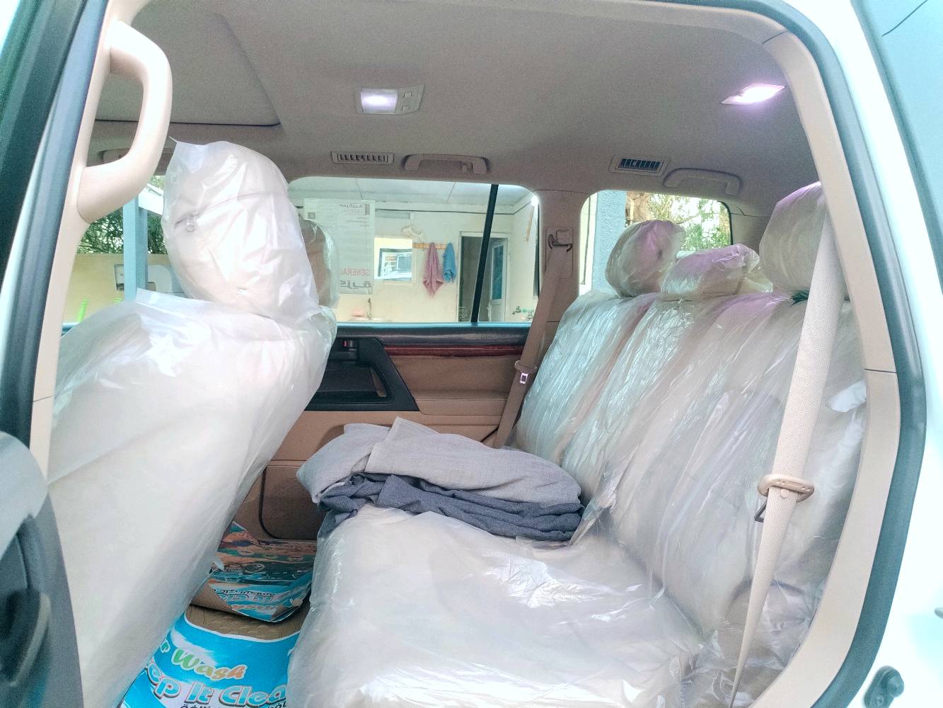 لاندكروز 2012 ابريمي اصل المرايه القلاب غني عن التعريف
كفاله عامه من كلشي عل وضع شركه مابيه كل نقص شرط عل فحص 
🔸سعر 355 بيه حك جيتك 
🔸محرك 4000  مرغوبات 6سلندر 
🔸 شاشات تطبيق  
🔸كامرات 
🔸مرايات شفط كهرباء وعل بك قلابت  
🔸تحكم ستيرن فول 
🔸8 ايرباك
🔸ثلجه
🔸تخم تاير دلوب ياباني
🔸كشنات جلد بلادي
🔸كراسي الامامي كهرباء 
🔸تدفئة تبريد 3 قطع
🔸حساس امامي و خلفي
🔸 مرقم دهوك لوحه جديده  بسمي  سنويه ٣٠٣١
🔸 العنوان : واسط قضاء صويره 
🔸 للاستفسار  الاتصال بالأرقام 
☎️ *********** 
***********