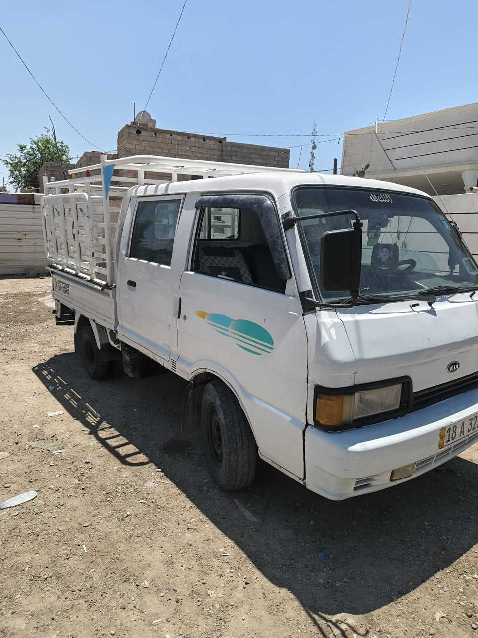 السلام عليكم كيه دبل قماره للبيع موديل93 جاهزه من كلشي متصرف عليها محرك خير من الله كير حداديه فول شاصي رقم شاصي رقم انكليزي بآسمي سنويه لل 2028اني الشرعي رقم بابل سياره متعوب عليها مال جني الله يشهد كهربائيات كلها شغاله تايرات6 جدد محجر مشتغله بيدي سعرها 55 مكاني ديالئ بعقوبه ابي صيدا ***********

