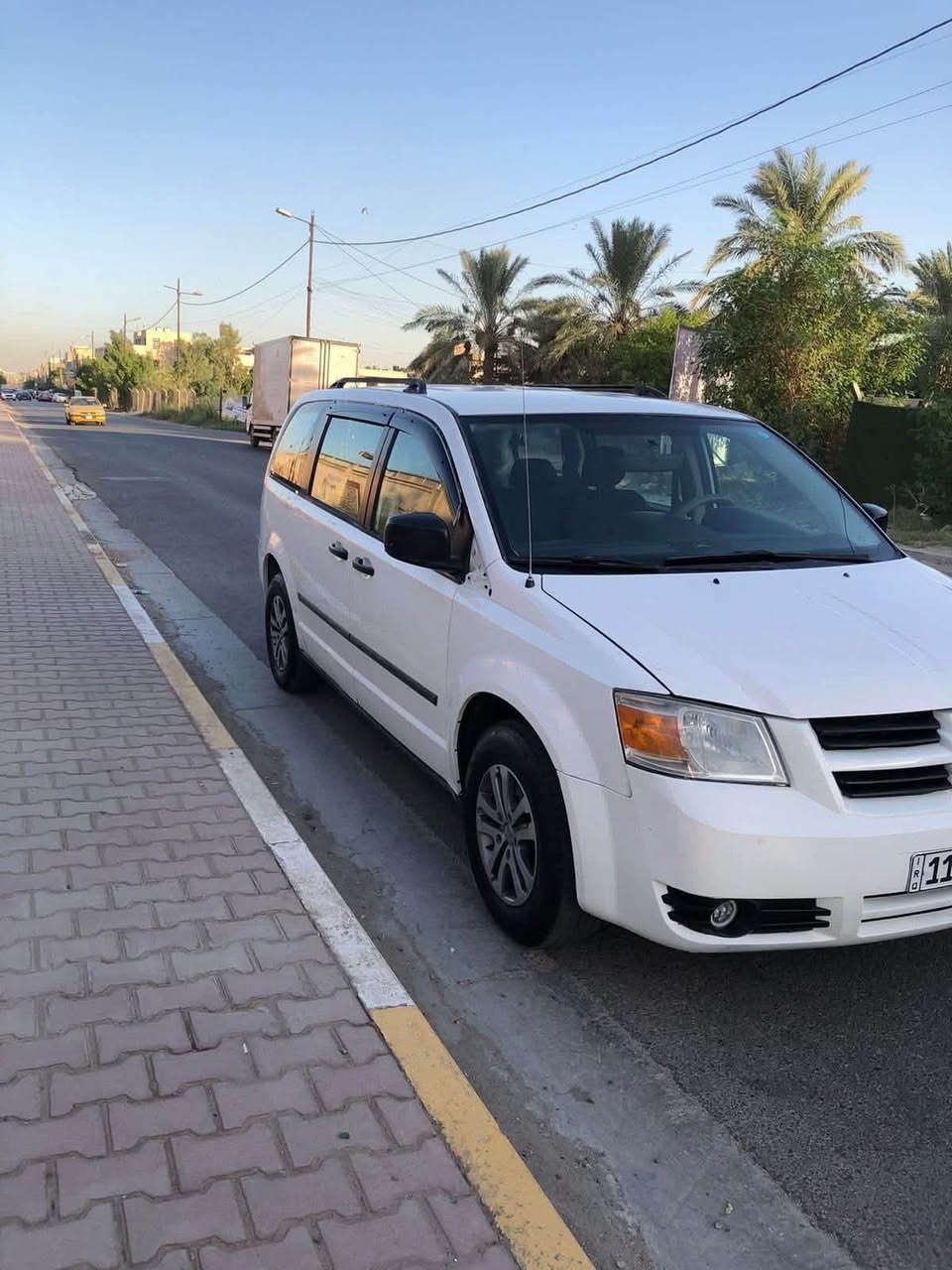 دوج كرفان 2008 محرك 3300 تبريد 3 قطع تخم تاير فرس سقف فرس ارظي شاشه كامره خلفيه رقم بغداد انكليزي التحويل ثاني يوم التواصل ولسعر شده او 10  ***********
