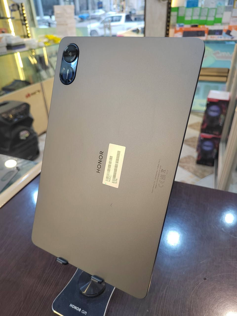 السلام عليكم ايباد هونر X9 ذاكره 128 رام 4+3 نضيف حيل شرط جلخ مابي بدون شاحنه السعر 175 الف مكاني جانب الأيمن حي 17 تموز ***********
***********
