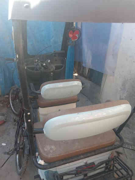 للبيع السعر ٨٠٠ استعمال قليل بس يرادلها تايرات حي الإعلام ***********
