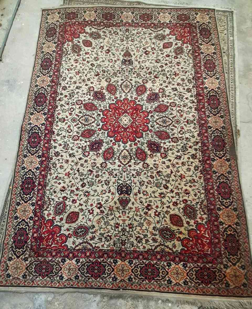 زولية عدد ٢ قياس ٢×٣متر مكانها حي العامل سعر مناسب


**إذا كنت صاحب هذا الإعلان وتريد حذفه لأي سبب، رجاءا أرسل رسالة إلى الدعم الفني**