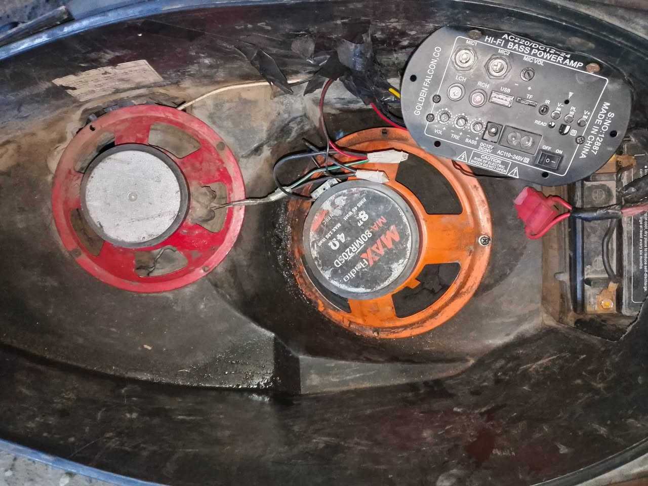 السلام عليكم دراجه ماكس جيتي ار140 للبيع سعر 350/ سلف وهندر مكينه ناعمه خير من الله بشوفت عينك بيها دمام شغال بل صندوك اتصل وبيك خير وتدلل ***********
