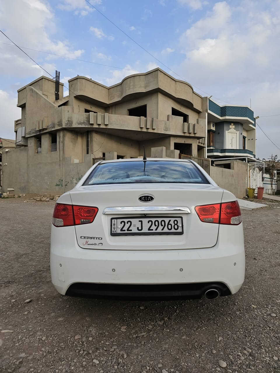 سلام عليكم كيا سيراتو للبيع موديل 2013خليجي رقم اربيل انكليزي سنويه لحد 2027 مكفوله كفاله عامه ماعده شبرين تعديل بارد جاملغ مكينه و كير مكفولات دواخل نضيفه موصفات فول معده فتحه  ممشى سياره 130 الف سعر 119 وبيه مجال مكان سياره كركوك داقوق للاستفسار الاتصال على الرقم ***********
