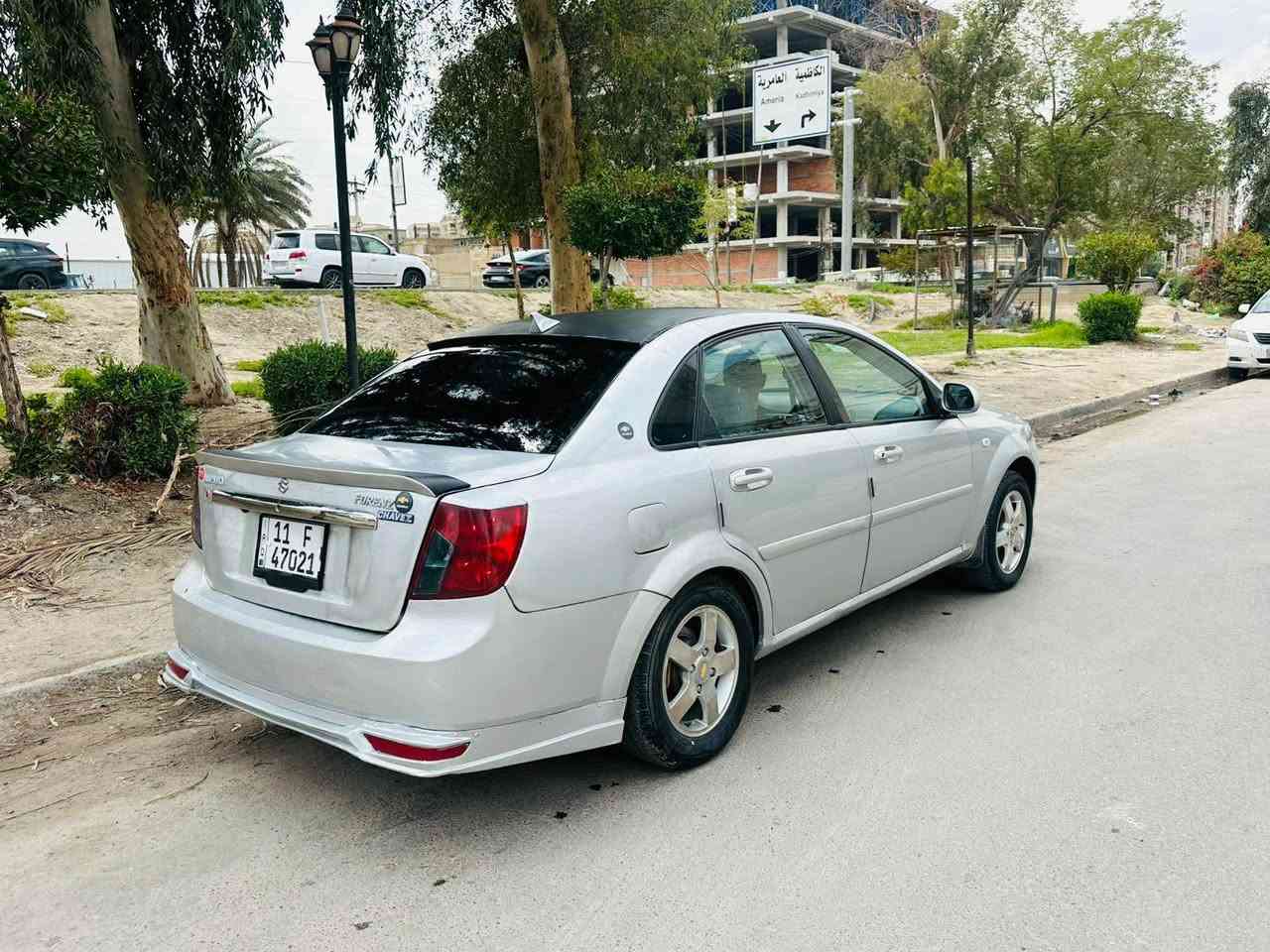 السلام عليكم 
للبيع اوبترا 
موديل 2007امريكي 
السياره مصبوغه عام جماليه
رقم بغداد الجديد
مكينه 2000
كير اوتماتيك 
كير محرك صدر تبريد تخم تاير السيارة جاهزه 
السعر52 وبيها  مجال 
عنوان بغداد حي الجامعه 
للاستفسار *********** القائم, الأنبار
