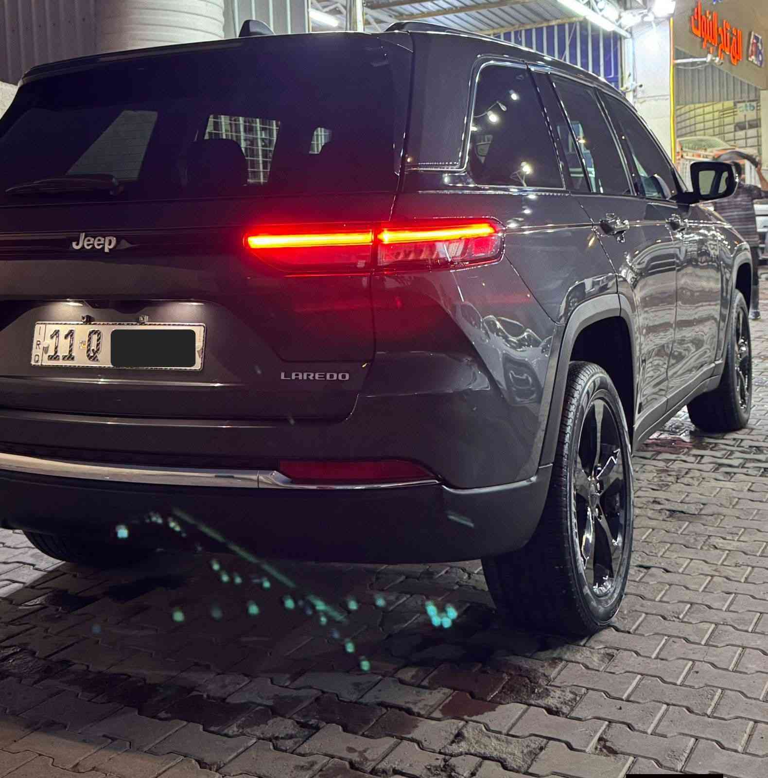 السلام عليكم ورحمه الله وبركاته
جيب كراند شيروكي لاريدو 5راكب 

 2024 

مرقم بغداد الدولي /تحويل ثاني يوم 

2024 Jeep Grand Cherokee, Laredo  1C4RJHAG7RC244951

هذا رقم الشاصي لليحب يطلع صورها وبلااضافه كل صورها مذكوره بلمنشور  صور الحادث والحالي

واي شي غير حادث امريكا ماابيها فقط جاملغ ربع نهائي والباب من جوه الكتابات اتعمرن نفسهن ونصبغن  عداهن مكفوله كفاله سياره جديده  جدا 

العداد  / 13 الف اخت زيرو وعلا وضع الشركه 

محرك 3600 

مواصفات!!!!

فتحه سقف

 رادار امامي وجانبي

نقاط العمياء 

صندوق كهرباء 

كشنات تدفئه 

هيتر ستيرن

تشغيل عن بعد 

اوتواستوب

حساسات 

4*4

شحن لاسلكي 

شفتات ستيرن 

بصمه ابواب وتشغيل 

لد امامي خلفي 

بجم زنون بلادي 

شاشه كبيره تدعم كل معلومات السياره مع كامره  خلفيه

كشنات امامي كهرباء 

تبريد مناخي منفصل 

فول تحكم ستيرن 

باقي المواصفات معروفه 

----------------------

 كل عدتها وياها سبير الطوارئ مع جك  مع ارضياتها البلاديات من امريكا ربل

-------------------------

صيانه كامله 

دهن مع فلاتر كله اصلي 

-------------------------

كفاله عامه لغد وشاصي  كير مكينه حداديه   تخم تاير مع ويل بلاك ادشن

-------------------

اخوان كل تفاصيلها وصورها مذكروه الي تفيده اني حاظر ومااقصر وياه انشاء الله 

والي متفيده ربي يرزقه بلااحسن منها 

مكاني بغداد/الرصافه

الاستفسار/***********
