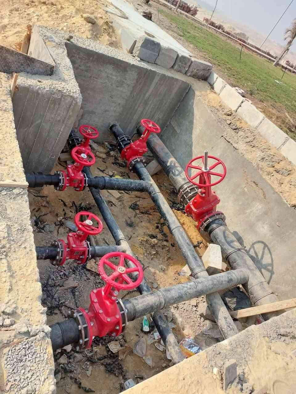 السلام عليكم
اي عمل يخص الماء البولي اثلين 
***********
