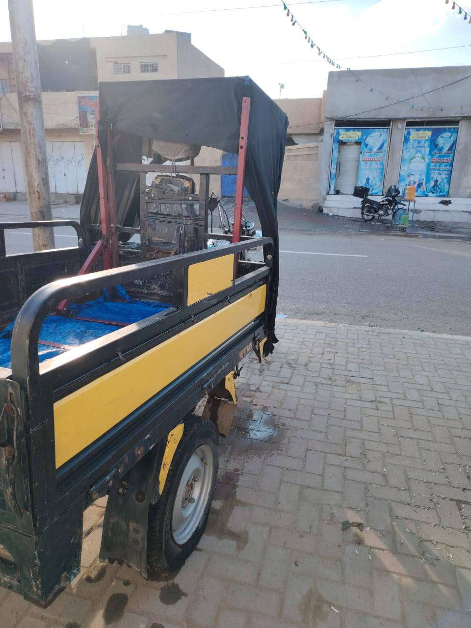 السلام عليكم ستوتة للبيع فحل عالي كلاب ***********
