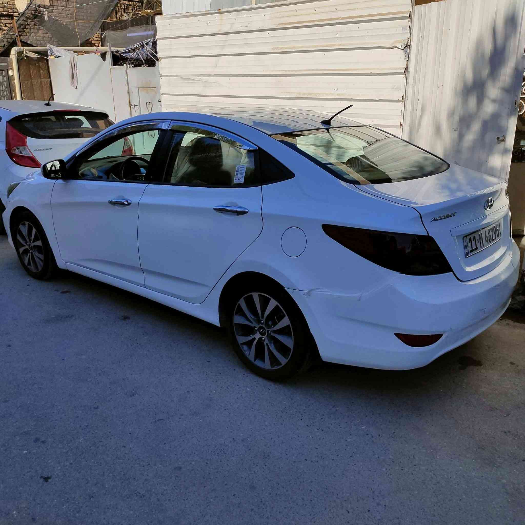 السلام عليكم
اكسنت 15 خليجي 

فتحه تحكم ستيرن اشاير بالمري 

كير محرك مكفولات 

تبريد تدفئه

رقم انكليزي بأسمي 

ضربتها الباب عكس السايق والدوسه وره 

ابيع احزام صبغ من عده الجنطه وشبرين بالقماره 

سعرها 85
مكانها بغداد 

***********
