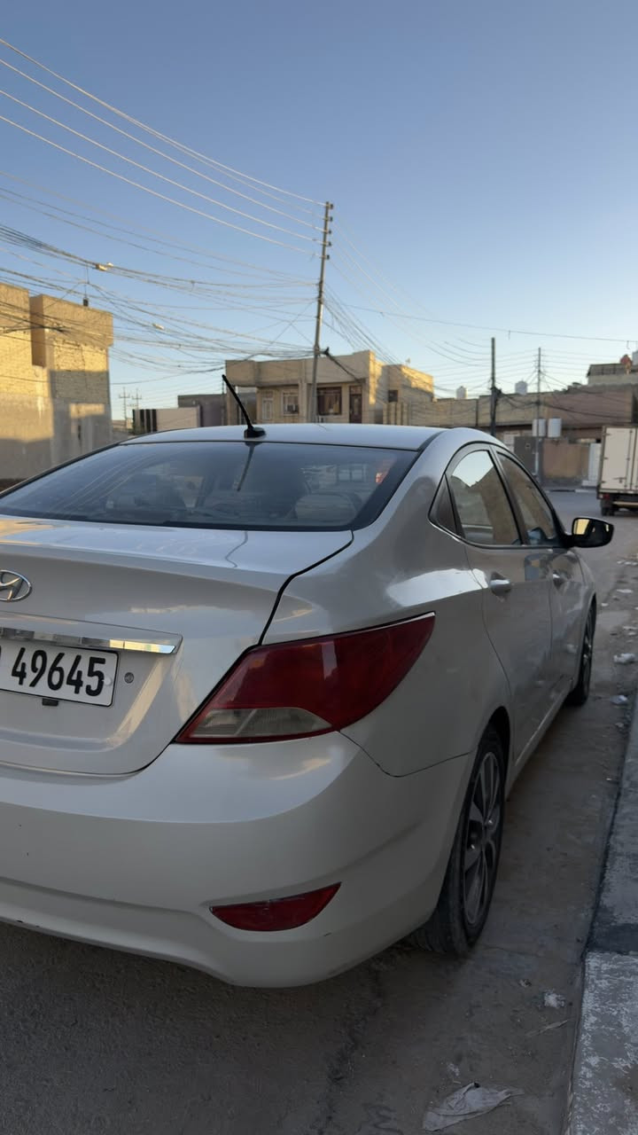 اكسنت 2016 وارد امريكي مابيها حادث بالخارج حادثها داخل العراق اربع قطع صبغ بسبب الشخوط محرك جديد ماشي 30الف سياره اربيل بأسمي السعر 85
***********
