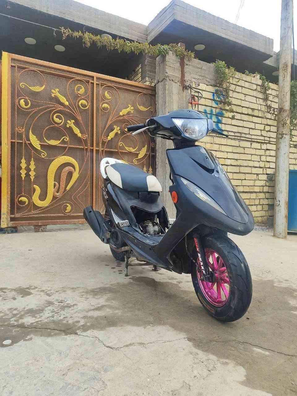 السلام عليكم ماكس بلاديه للبيع الدراجه ناشفه وتخبل هندر وسلل ولسلف جيب دشلي ب5وتعال وشغاله هندر مكينه خرسه وبيها تزويد كما موضح وياله كرزي قطره رياضي سبايدر اربع ولفات دبل سبع الوان ملاحضه كهربائيات شاغله السعر 350متواجد رقم ومازنجر  *********** واتساب مكان بغداد الدوره شارع 60
