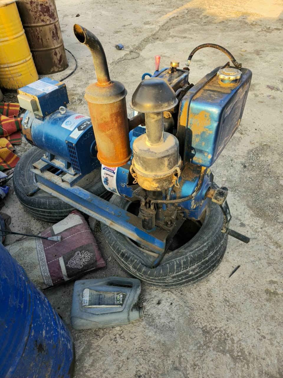 السلام عليكم مولد هندي ١٠ حصان ١٠ كيفي مستعمل صيف واحد بعدة جديد كامل اي نقص ما بي مكاني كوت حي الحكيم السعر ٦٠٠ وبي مجال 
***********
