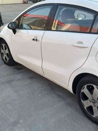 كيا ريو 2013 خليجيه 1600 السعر 80للاتصال07779357639