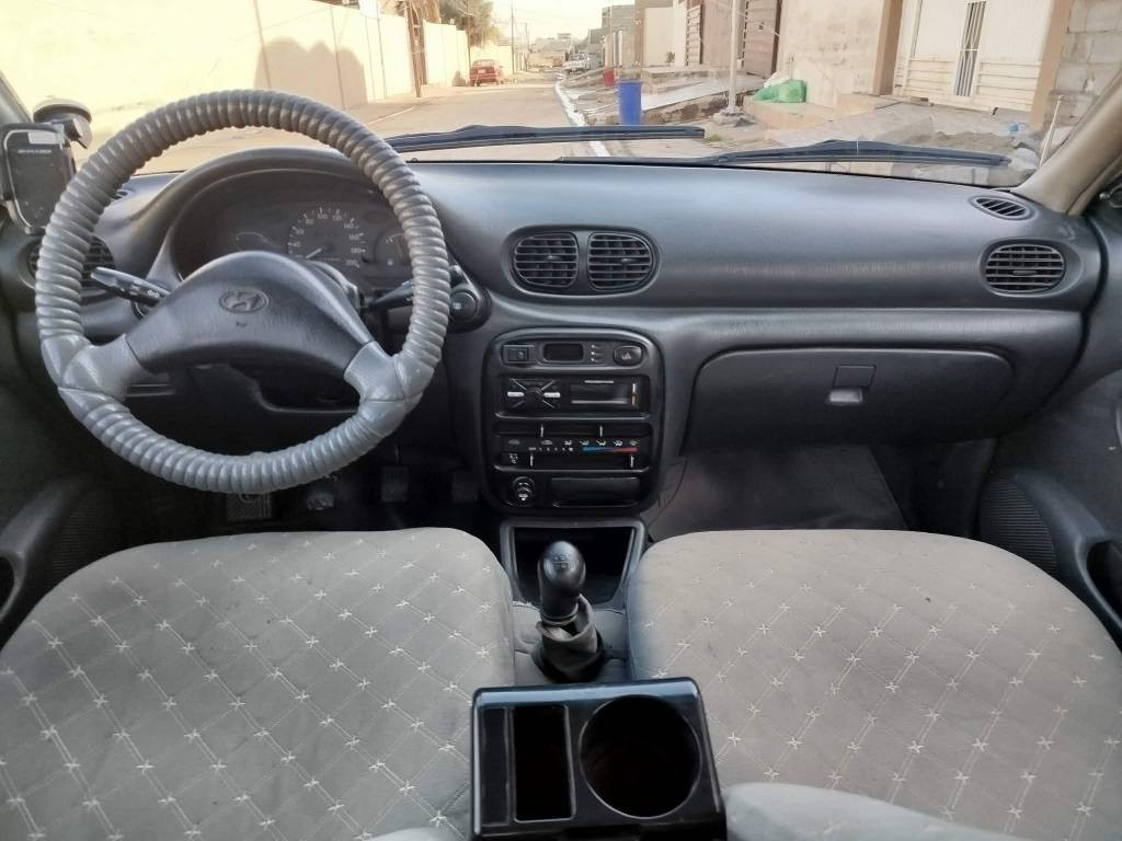 اكسنت موديل 94سيارة نضيف تخم طايرجديد كير محرك مكفولة سنوية جديد لحد 2030 شرط تحويل  مكان كركوك ،،،،،،،رقم موبايل ***********
*********** كركوك, العراق
