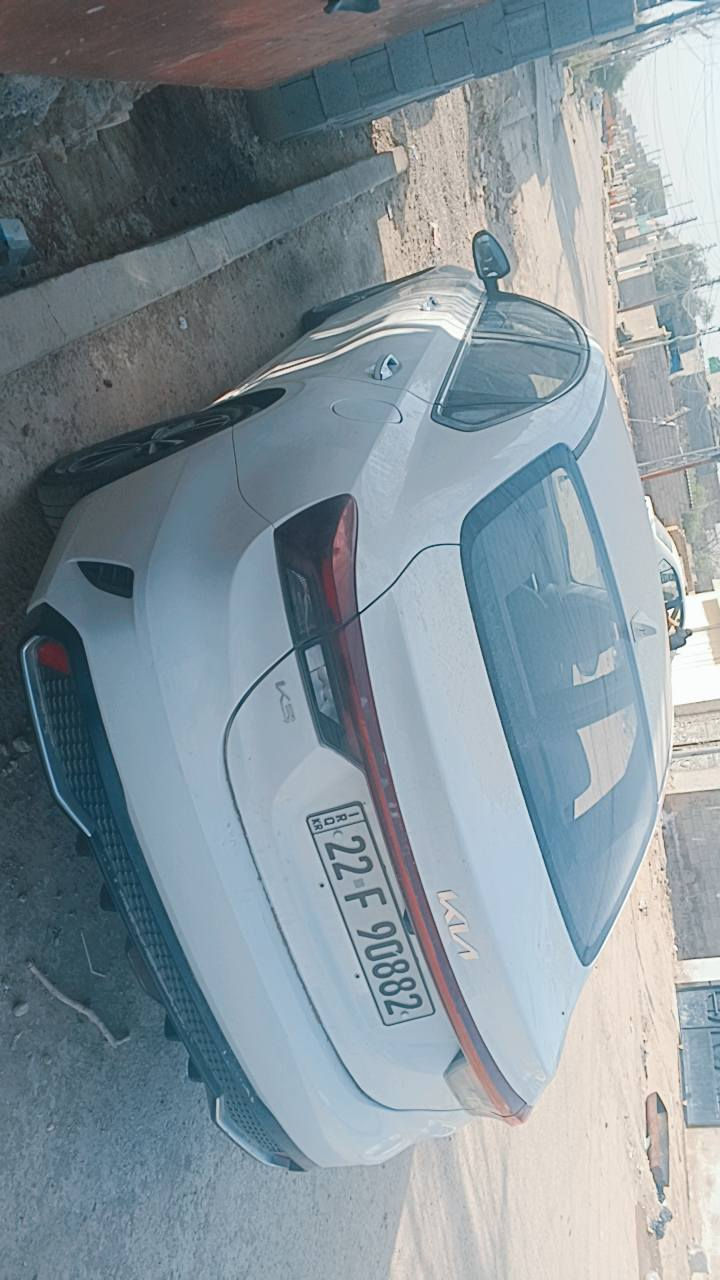 كيا ثري فول مواصفات مكفوله كفاله عامه من الصبغ والتبديل والبارد ماشيه ٤١. بصمة تشغيل وبصمه ابواب داخل جلد رصاصي تبريد خلغي امامي شحن واير ايس اربع تنظمه قياده او تو هولد وهواي ببهه مواصفات رقم ارببل باسمي تحويل مباشر العنوان بغداد حي اور السعر ١٣٠ وبيهه مجال   للا ستفسار ***********
