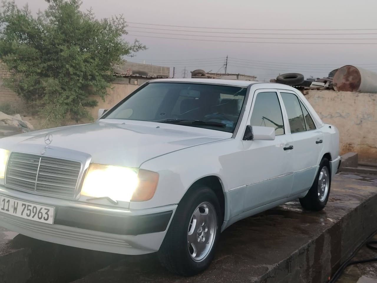 مارسدس دب ١٩٨٩ 🚓.. السعر ب٤٠ وبيه مجال حك الجيه فقط
رقم بغداد دولي سنويه ل٢٠٣٠ مشروع وطني
مكينه ففتي
كير مكينه كفاله شرط بلجيس
حداديه 70 /100
السياره تعمير حلو قاعده وحده مصلحه فقط
تبريد ثلج...
تخم تاير
شاشه
فتحه
وارد ياباني 
لايت منضومه زنون عالي ناصي
تغليف الدواخل غرفه حلوه
مكان ذي قار الرفاعي خاص ماجاوب
اتصال***********
