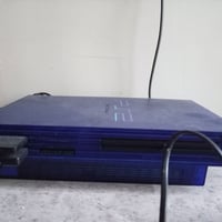 عندي بلي ستيشن تو كامل ملحقات ويا فلاش مليان العاب الاستفسار رقم الهات...