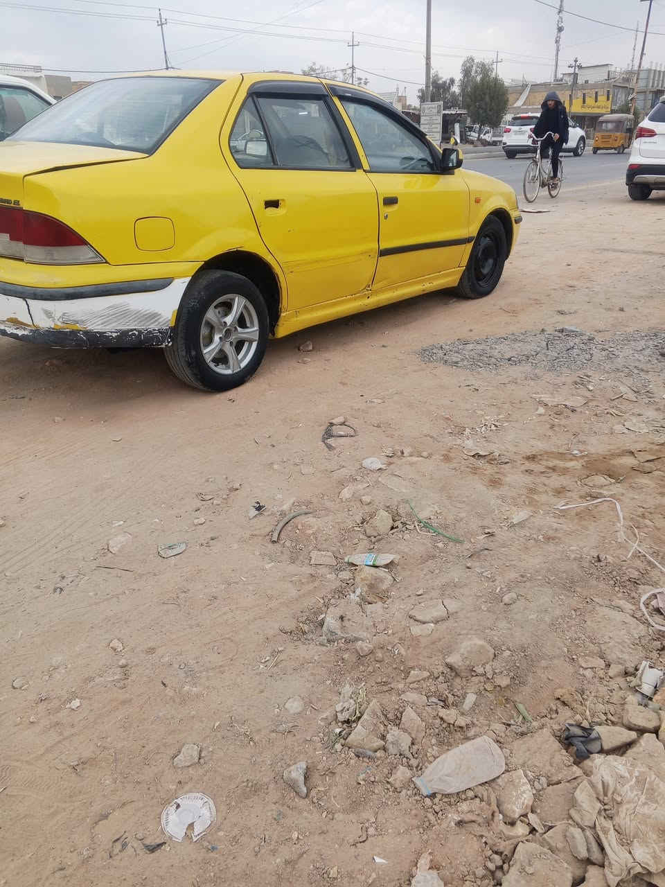 اسلام عليكم سياره سمند للبيع موديل 2009 السياره نضيفه رقم كربلاء غرامات مصفره بس عليها هيئه 600 الف ينزلن من سعرها مكان السياره بابل السعر 17 ورقه رقم الهاتف ***********
