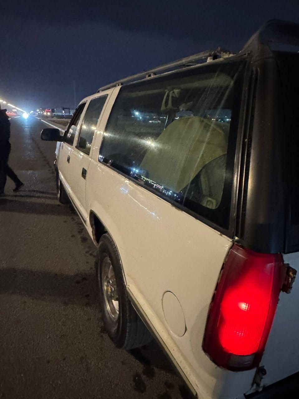 سلام عليكم للبيع بهبهان رقم بغداد توني مدخلها هزه مكينه ٣٥٠ كير الف سياره حلوه دشبول نفخ مكينه لا تنقص ولا تبخر حداده %80 تايرات تبريد ما يشتغل باقي تفاصيل خابرني وكاله عامه عندي سعر ٣٥ وبيها مجال عنواني بصره زبير ***********
