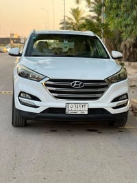 توسان موديل ٢٠١٨ رقم بغداد نص مواصفات مكفوله من الصبغ السونار مرفق بال...