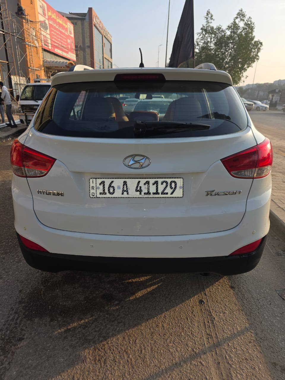 سلام عليكم للبيع توكسان 2010 شكل ال2011 خليجيه سياره مكفوله كفاله عامه مكينه 2000دوش مفتوحه جديده بمعنه الكلمه مامتعوبه فول مواصفات عده البنوراما تحكمات كله شغاله  ماشيه قليل مكينه كير جدد بشرط العنوان بابل الكفل سعر 135 وبيه مجال رقم ‏‪***********‬‏
